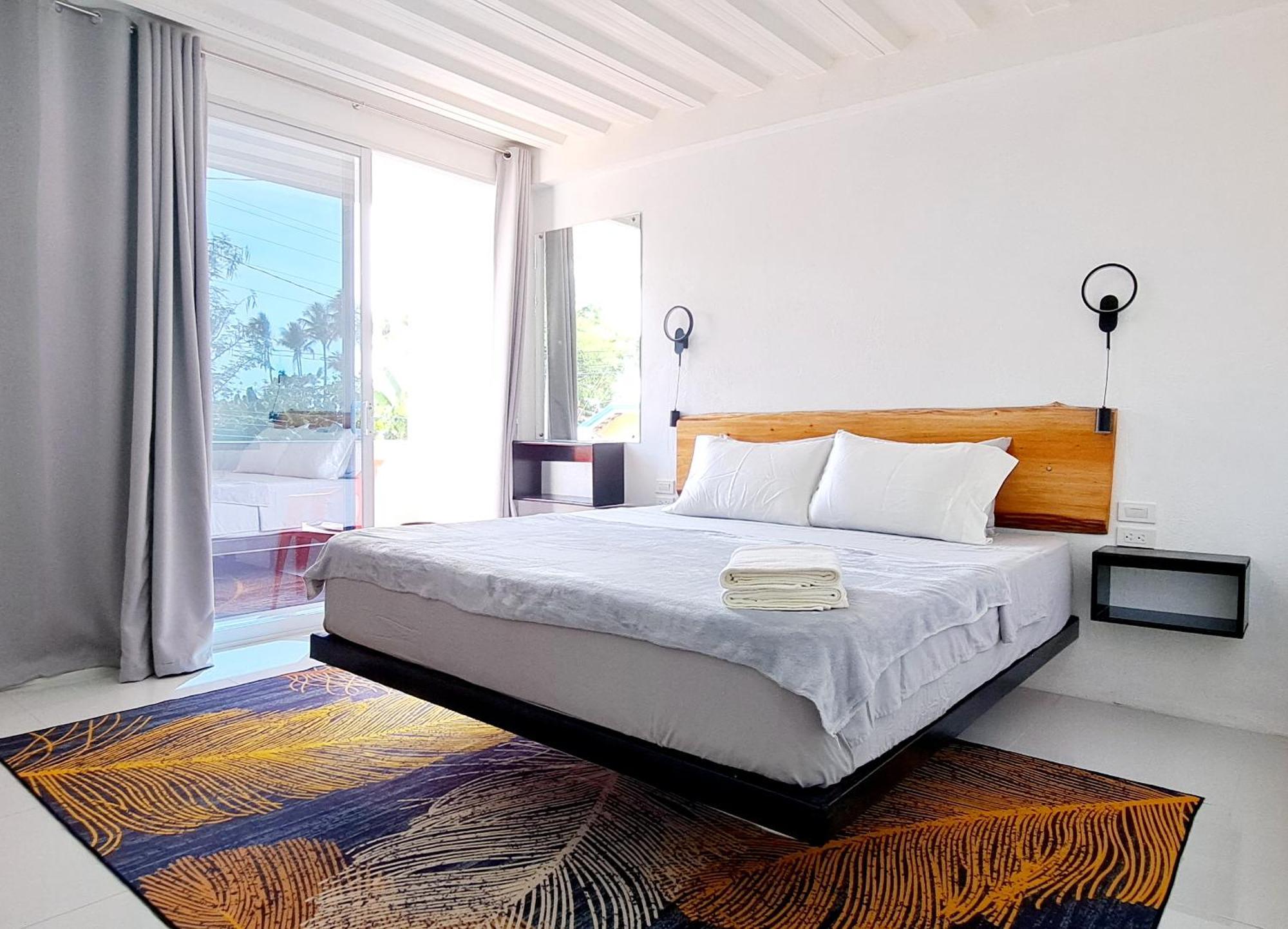 Bougainvillea Guesthouse San Juan (Siquijor) Exterior photo